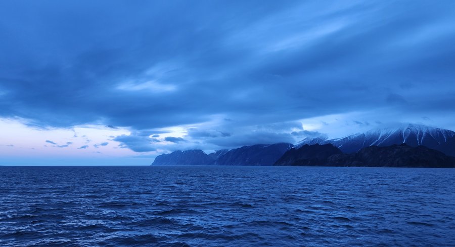 2024-09-09 Mountains near exit from Pond Inlet (KBosman)