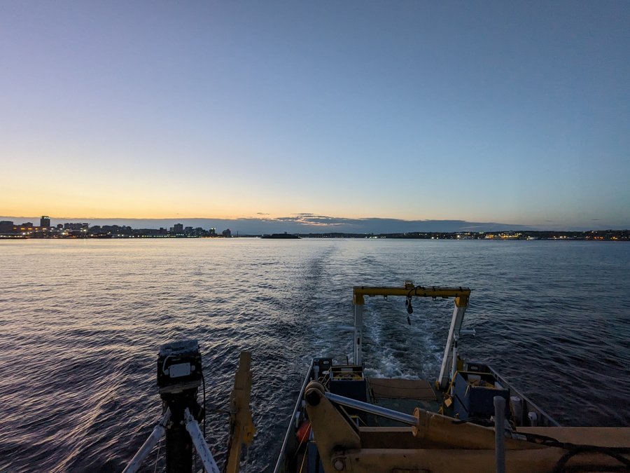 2024-05-25 Calm and clear leaving Halifax (JThibodeau)
