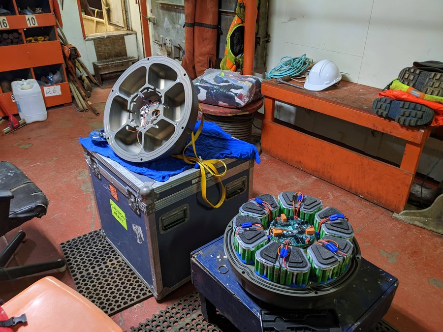 2024-09-16 AQU-6366 disassembled in rigging room (GCairns)